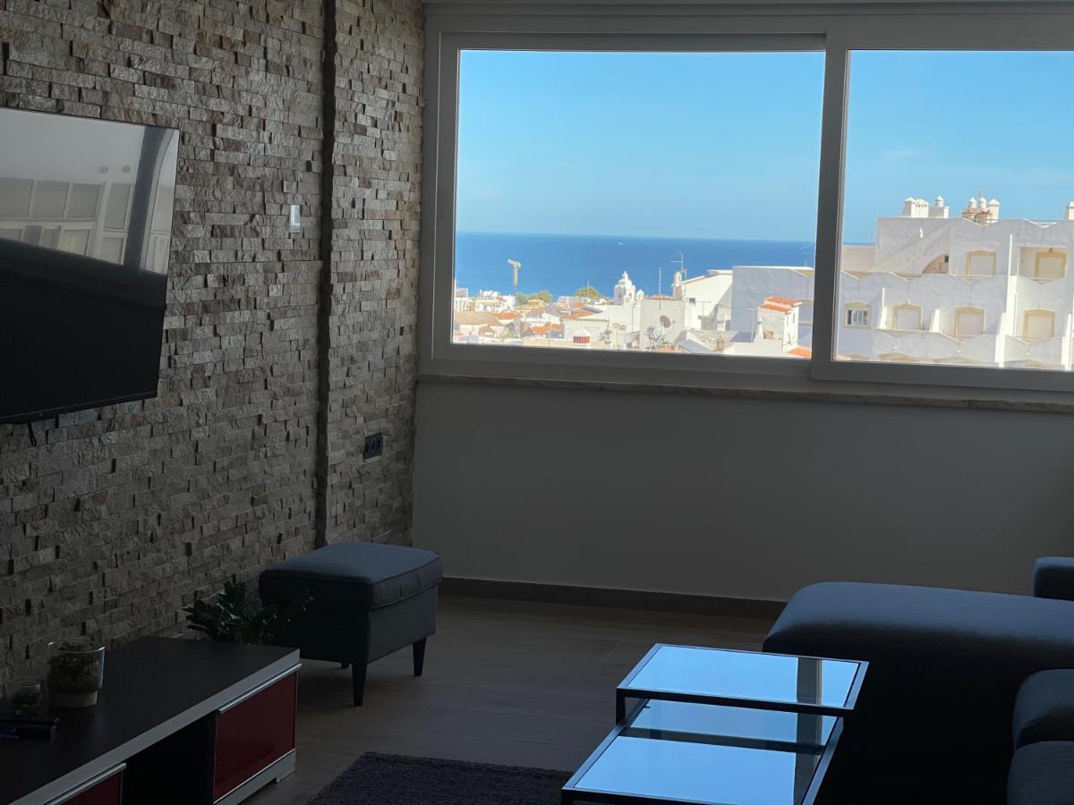 Apartment With A City And Ocean View Lagos Exterior photo